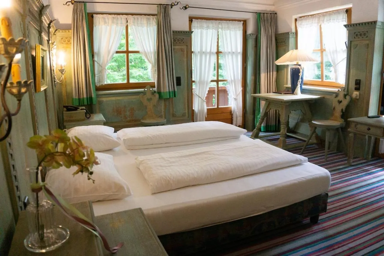 Hotel Schrenkhof Унтерхахинг