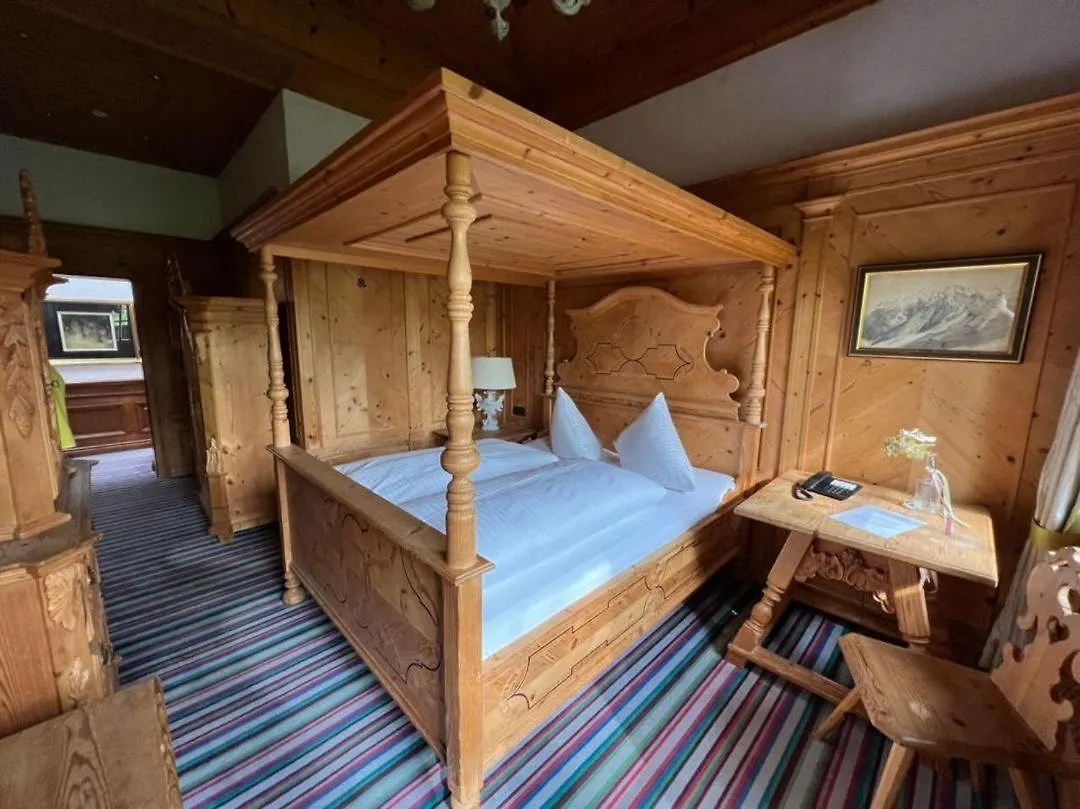 Hotel Schrenkhof Унтерхахинг