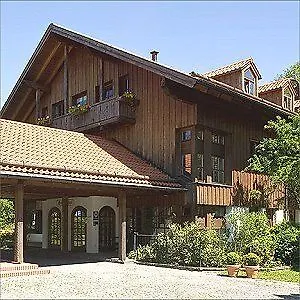 Hotel Schrenkhof Унтерхахинг