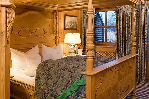 Hotel Schrenkhof Унтерхахинг